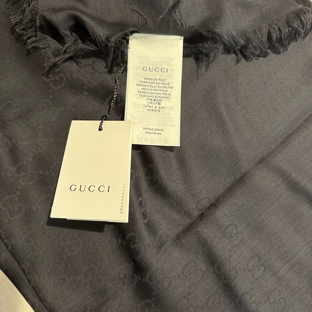 AUTHENTIC Gucci Black GG Wool Scarf 135x135